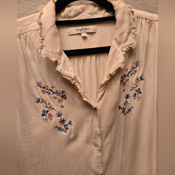 Embroidered Boho Blouse | Ruffle Collar Floral Viscose Top | Cottagecore - Picture 9 of 12